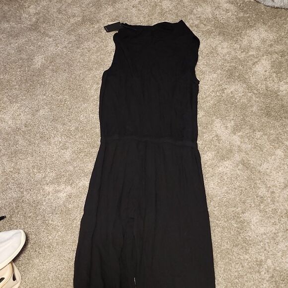 Monrow Women's Black Draped crepe jumpsuit medium new with tags - Picture 7 of 9